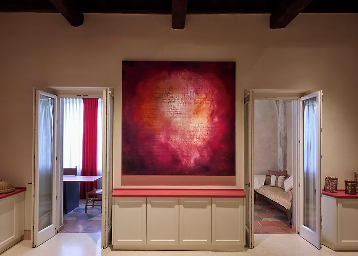 Gironda Bed & Breakfast 4*